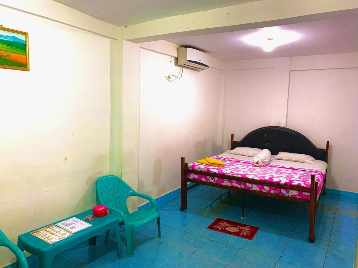 Hotel Rembulan Tebing Tinggi Esterno foto