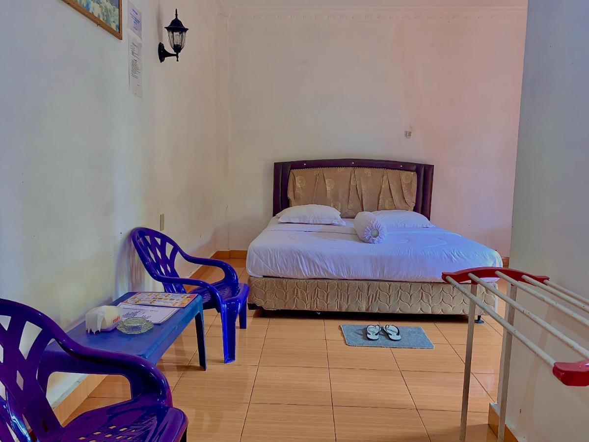 Hotel Rembulan Tebing Tinggi Esterno foto