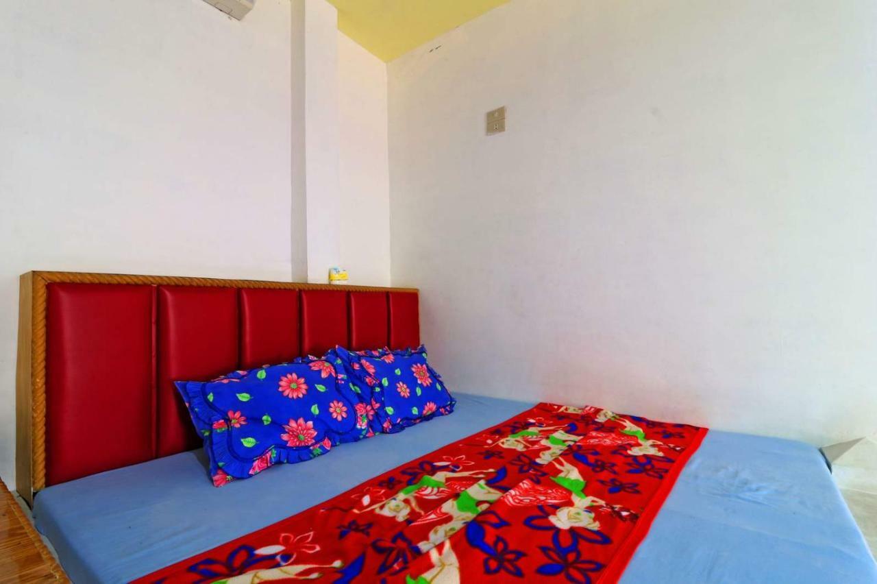 Hotel Rembulan Tebing Tinggi Esterno foto