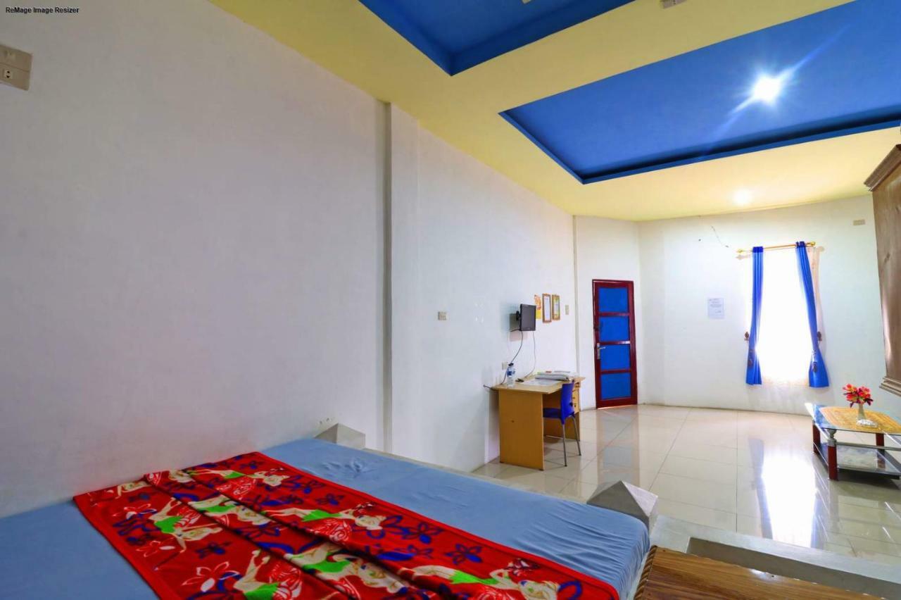 Hotel Rembulan Tebing Tinggi Esterno foto