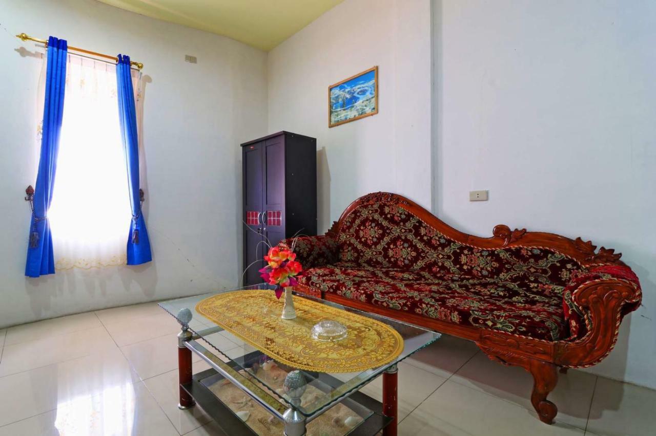 Hotel Rembulan Tebing Tinggi Esterno foto